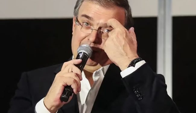 Marcelo Ebrard presenta juicio contra Morena en la Sala Superior del TEPJF para que admitan su impugnación