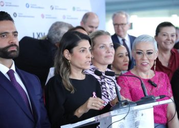 Presenta Senadora Sylvana Beltrones Ley General de Cáncer, para mejorar la vida de miles de pacientes y de sus familias.