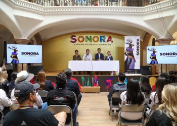 Firma convenio de colaboración Sonora y la Universidad Santa Fé de  Guanajuato