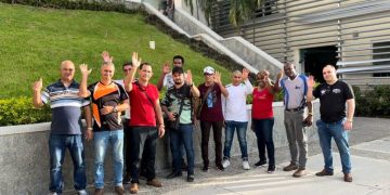 Médicos cubanos de IMSS Bienestar atienden a  damnificados del  Huracán Otis