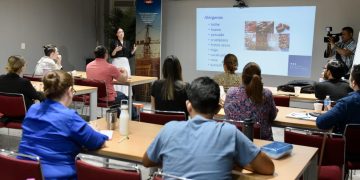 Se preparan emprendedores que participarán en encuentro de negocios con cadenas comerciales