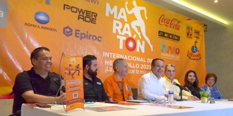 Preside Toño Astiazarán anuncio del Gran Maratón Hermosillo 2023