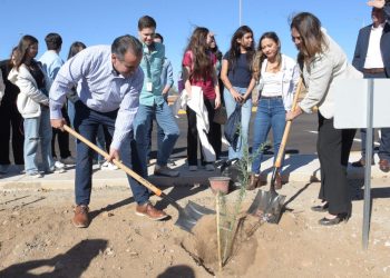 A combatir el calentamiento global desde lo local llama Toño Astiazarán
