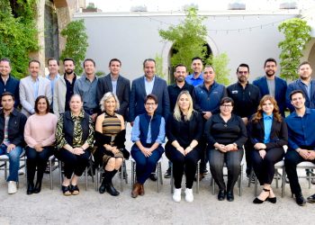 Busca Toño Astiazarán aplicar tecnología para mejorar servicios públicos