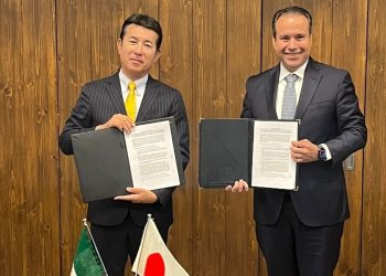 Acuerda Toño Astiazarán donación de Gobierno de Japón para rehabilitar casa de salud en Hermosillo