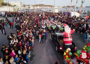 DIF Municipal de Guaymas realiza con éxito su  Desfile Navideño.