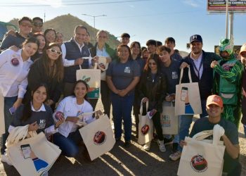 Relanza Toño Astiazarán campaña de concientización “El Cochinón”