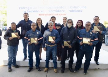 Reconoce Ayuntamiento de Hermosillo a servidores públicos municipales