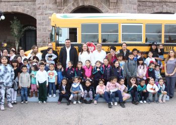Recibe DIF Guaymas camión para traslado al Parque Infantil.