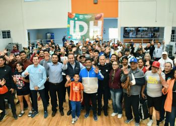 Extiende Toño Astiazarán beneficios de Creces en Salud a promotores deportivos