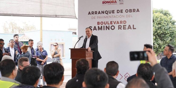 Encabeza Gobernador Durazo inicio de obras en parque industrial Kyungshin y beneficia a universitarios con becas en Cajeme