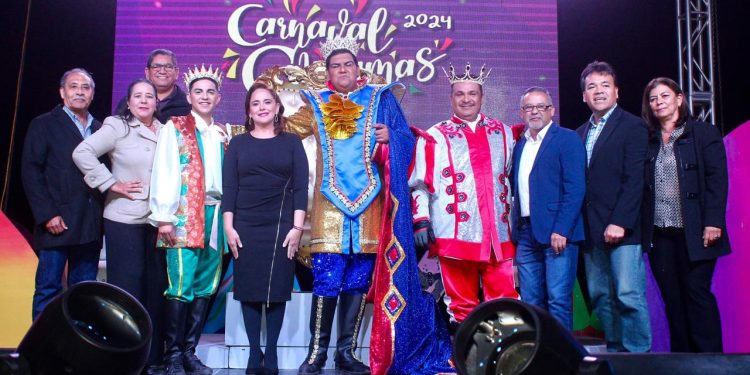 Francisco López es el nuevo Rey del Carnaval Guaymas 2024 “La magia de Sonora”.
