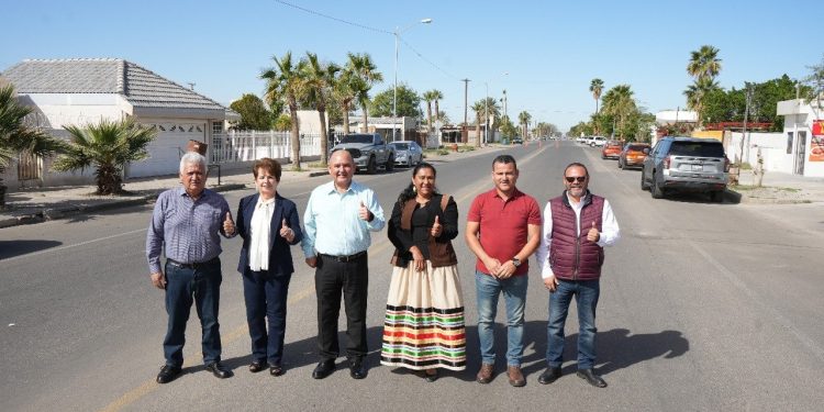 Entrega alcalde Santos González  la rehabilitación de la  Av. Kino de  la calle 17 hasta la 22