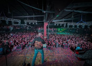 Un éxito actuación del Penco  Leandro Ríos en “El Corral Western Club”