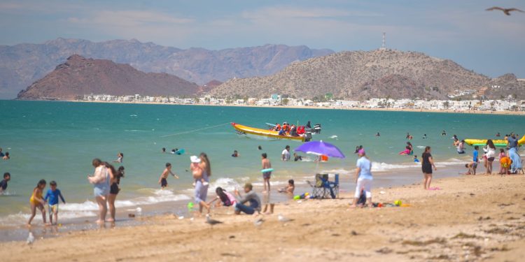 Coordina Gobierno Municipal acciones de Semana Santa en Bahía de Kino