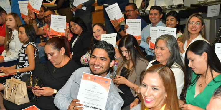 Hermosillo colabora con el modelo pedagógico innovador con certificación de docentes