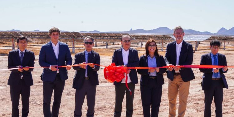 Inaugura Gobernador Durazo Parque Solar Tastiota de 137.5 mdd