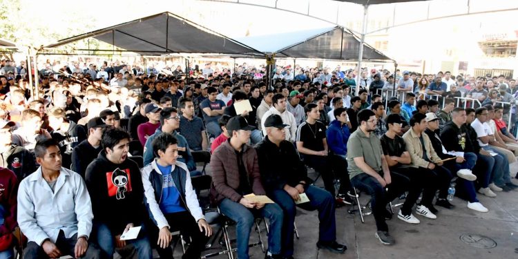 Ayuntamiento de Hermosillo pide a los jóvenes clase 2006 y remisos a tramitar la Pre Cartilla Militar