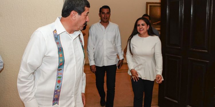 No hay que tenerle miedo a la mafia de Beltrones: Javier Corral en Cajeme
