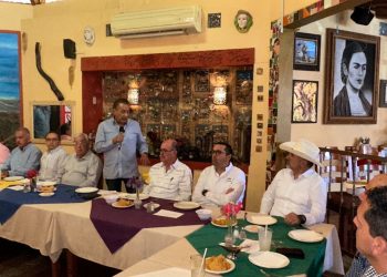 “Guaymas y Sonora necesitan legisladores con conocimiento y comprometidos con la gente”.