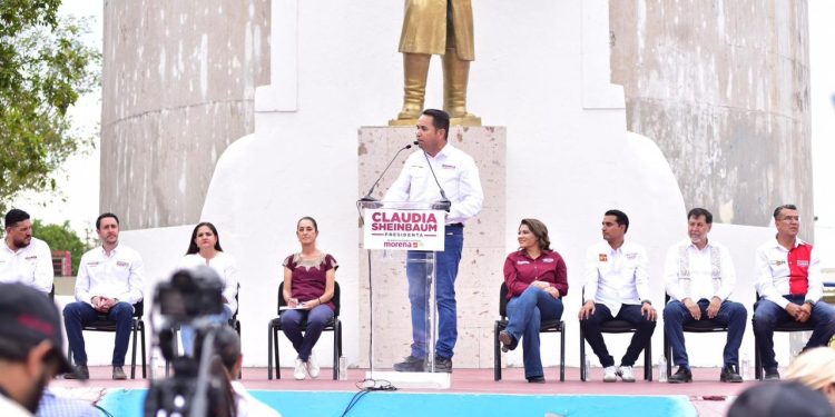 𝐋𝐚𝐬 𝐩𝐨𝐥𝐢́𝐭𝐢𝐜𝐚𝐬 𝐧𝐞𝐨𝐥𝐢𝐛𝐞𝐫𝐚𝐥𝐞𝐬 𝐚𝐜𝐚𝐛𝐚𝐫𝐨𝐧 𝐜𝐨𝐧 𝐥𝐚 𝐯𝐨𝐜𝐚𝐜𝐢𝐨́𝐧 𝐩𝐫𝐨𝐝𝐮𝐜𝐭𝐢𝐯𝐚 𝐝𝐞 𝐆𝐮𝐚𝐲𝐦𝐚𝐬-𝐄𝐦𝐩𝐚𝐥𝐦𝐞: 𝐀𝐠𝐮𝐢𝐥𝐚𝐫 𝐂𝐚𝐬𝐭𝐢𝐥𝐥𝐨