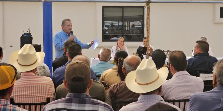 Beltrones se compromete a recuperar  los apoyos al campo sonorense