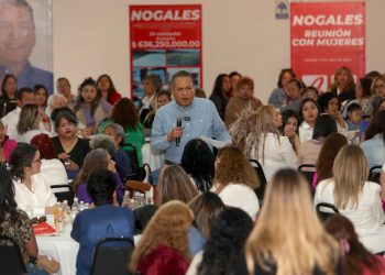 Mujeres de Nogales confían en Beltrones para restablecer servicios de guarderías y acceso a medicinas