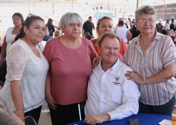 Las mujeres de la colonia El Mariachi están con “El Borrego” Gándara