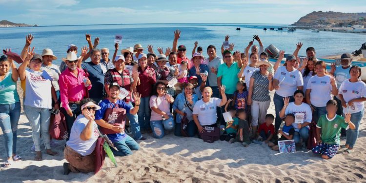 Presenta doctora Karla Córdova González, candidata a la presidencia municipal, propuestas de trabajo en La Manga 1
