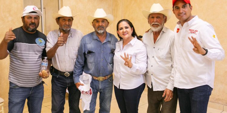 Celida y Froylán suman a pescadores de Guaymas