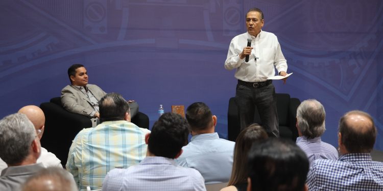 “Exigimos transparencia en la  información de la  megaobra de las vías del tren “fantasma” de Nogales: Beltrones”