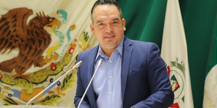 Aprueba Diputación Permanente renuncia de regidora y turna asuntos a comisiones