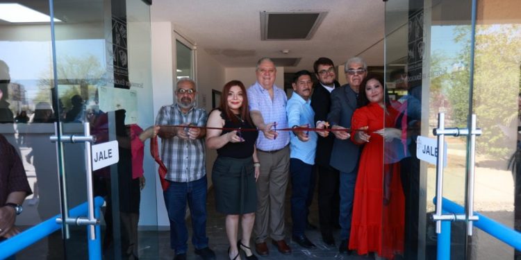 Fortalece SEC Sonora organización y cuidado de documentos educativos históricos