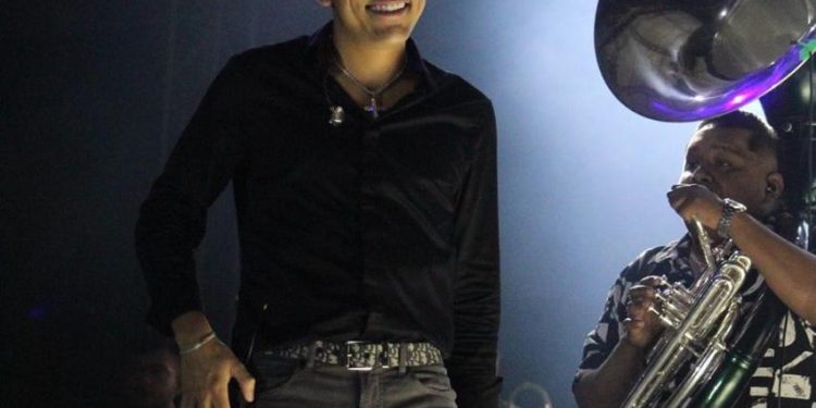 Virlán García arrasa en el Audiorama del Trompo de la Feria de Tijuana