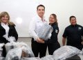 Entrega uniformes “El Cubano” a elementos de Seguridad Pública