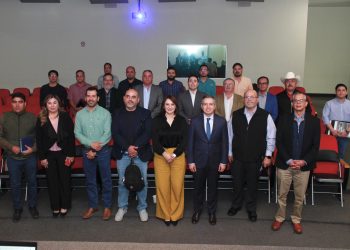 Llama Omar Del Valle Colosio a impulsar la transición hídrica en Sonora