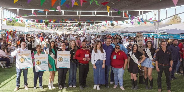 Celebra Toño Astiazarán éxito de la 8va Muestra Gastronómica de San Pedro