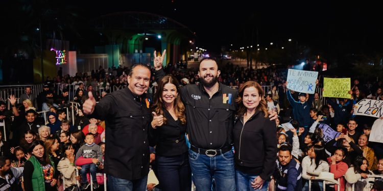 Reconocen Toño Astiazarán y Patty Ruibal a Carín León por apoyo a Misión Solar 2025