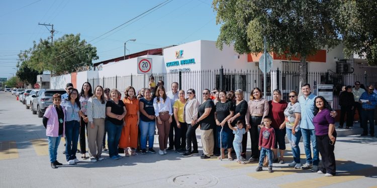 Beneficia Toño Astiazarán a hermosillenses con pavimento de concreto en varios puntos de la ciudad