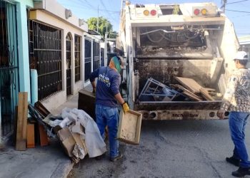 Realiza Ayuntamiento de Hermosillo jornada de descacharre en Las Granjas