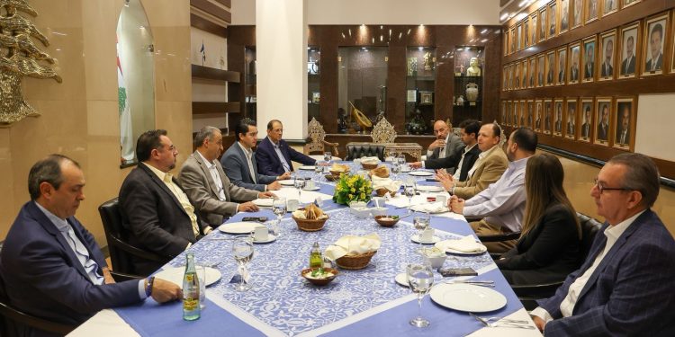 Gobierno de Sonora fortalece lazos para el desarrollo económico con la Mesa Directiva del Centro Libanés de México