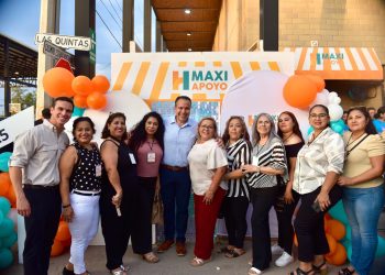 Beneficia Toño Astiazarán a 2 mil 119 emprendedoras con el programa Maxi Apoyo