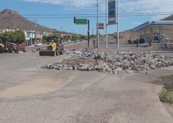 Inicia Ayuntamiento de Guaymas obra de pavimentación en sector Las Colinas