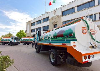 Fortalece Toño Astiazarán atención a zona rural con entrega de cuatro pipas nuevas