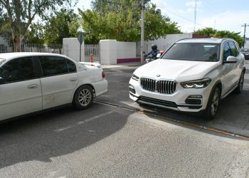Inicia Gobierno de Hermosillo plan piloto de topes inteligentes en la calle Heriberto Aja