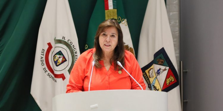 Diputada María Eduwiges “Vicky” Espinoza reconoce el 40 aniversario del Museo Comcaác.