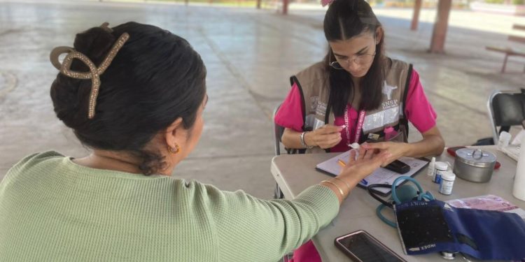 Ofrece Gobierno de Sonora 3 mil servicios de salud en cinco municipios a través de Clínicas Móviles