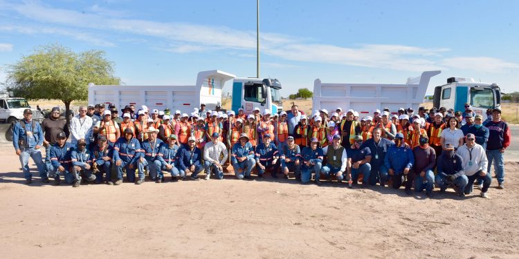 Brinda Toño Astiazarán empleo temporal a 100 hermosillenses para operativos de limpieza en la ciudad