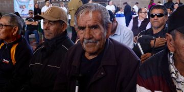 Agradecen ciudadanos a Gobernador Durazo por Macrocentro de Vacunación