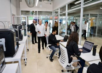 Gobernador Durazo impulsa profesionalización académica para el Centro de Diseño de Semiconductores con respaldo de Presidenta Sheinbaum